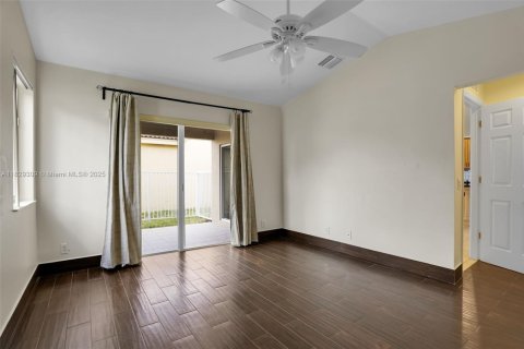 Casa en venta en Weston, Florida, 3 dormitorios, 141.4 m2 № 1804349 - foto 21