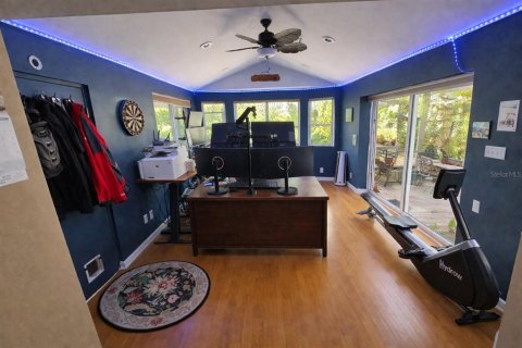 House in New Smyrna Beach, Florida 3 bedrooms, 181.16 sq.m. № 2118377 - photo 12