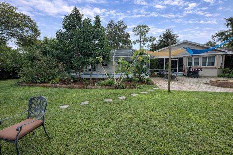 House in New Smyrna Beach, Florida 3 bedrooms, 181.16 sq.m. № 2118377 - photo 16