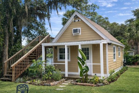 House in New Smyrna Beach, Florida 3 bedrooms, 181.16 sq.m. № 2118377 - photo 15