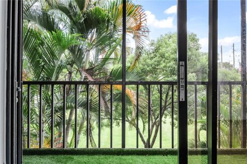Condominio en venta en Palm Harbor, Florida, 2 dormitorios, 80.92 m2 № 2142142 - foto 21