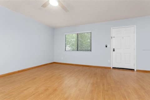 Condominio en venta en Palm Harbor, Florida, 2 dormitorios, 80.92 m2 № 2142142 - foto 6
