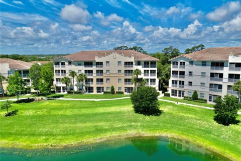 Condo in Palm Coast, Florida, 3 bedrooms  № 2234218 - photo 4