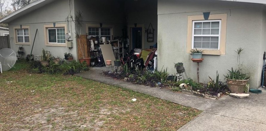 Casa en Tampa, Florida 5 dormitorios, 237.55 m2 № 1612761