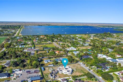 Terrain à vendre à Miami-Dade, Floride № 2001882 - photo 11