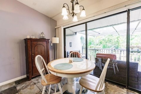 Condo in Sarasota, Florida, 1 bedroom  № 2094077 - photo 8