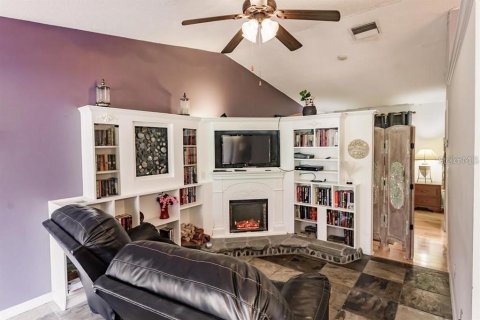 Condo in Sarasota, Florida, 1 bedroom  № 2094077 - photo 5
