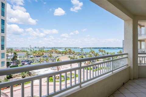 Condo in Clearwater, Florida, 2 bedrooms  № 1812752 - photo 10