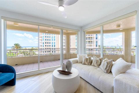 Condo in Clearwater, Florida, 2 bedrooms  № 1812752 - photo 13
