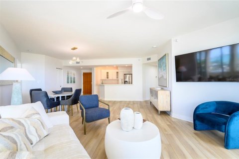 Condo in Clearwater, Florida, 2 bedrooms  № 1812752 - photo 4