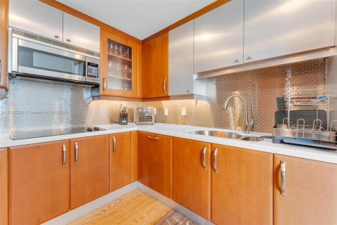 Copropriété à vendre à Aventura, Floride: 3 chambres, 169.55 m2 № 1985430 - photo 19