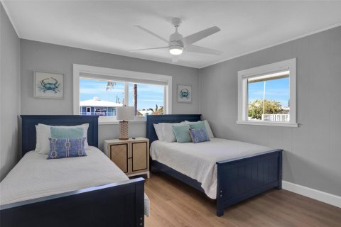 House in Marathon, Florida 2 bedrooms, 115.85 sq.m. № 2154342 - photo 6