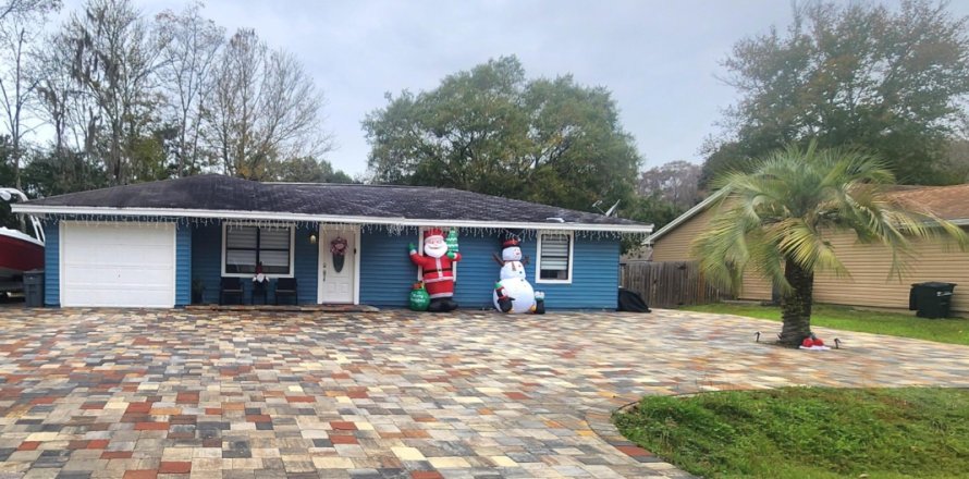 House in Middleburg, Florida 3 bedrooms, 95.22 sq.m. № 872936