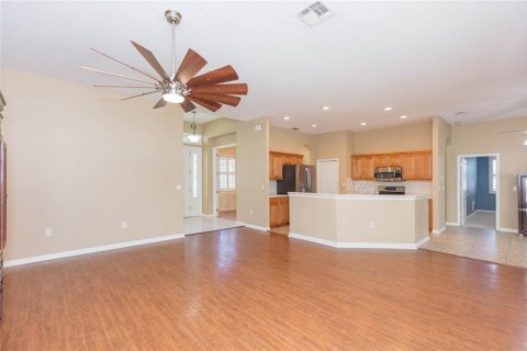 Villa ou maison à vendre à New Port Richey, Floride: 3 chambres, 190.73 m2 № 2399308 - photo 10