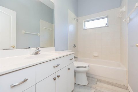 Villa ou maison à vendre à New Port Richey, Floride: 3 chambres, 190.73 m2 № 2399308 - photo 23