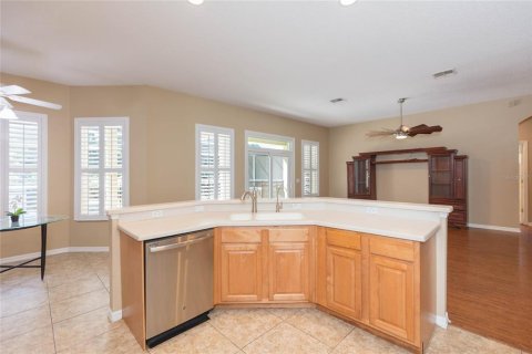 Villa ou maison à vendre à New Port Richey, Floride: 3 chambres, 190.73 m2 № 2399308 - photo 7