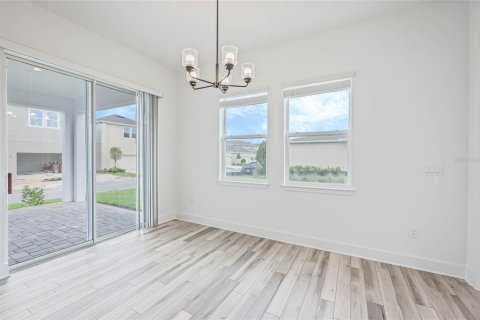 House in Winter Garden, Florida 5 bedrooms, 248.05 sq.m. № 1840149 - photo 14