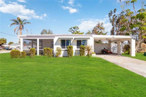 Villa ou maison à vendre à Englewood, Floride: 2 chambres, 76.92 m2 № 1564785 - photo 1