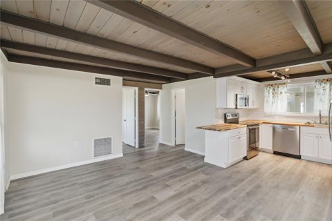 Villa ou maison à vendre à Englewood, Floride: 2 chambres, 76.92 m2 № 1564785 - photo 6