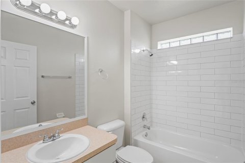 Villa ou maison à vendre à Valrico, Floride: 3 chambres, 109.81 m2 № 1803076 - photo 16