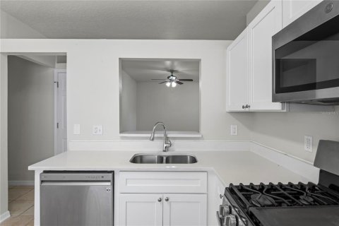 Villa ou maison à vendre à Valrico, Floride: 3 chambres, 109.81 m2 № 1803076 - photo 9