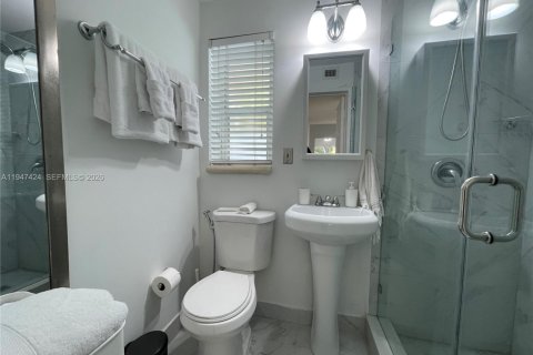 Снять в аренду квартиру в Майами-Бич, Флорида 1 спальня, 58.44м2, № 2003545 - фото 25