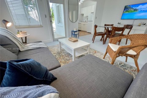 Снять в аренду квартиру в Майами-Бич, Флорида 1 спальня, 58.44м2, № 2003545 - фото 16