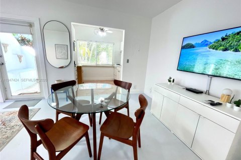 Снять в аренду квартиру в Майами-Бич, Флорида 1 спальня, 58.44м2, № 2003545 - фото 6