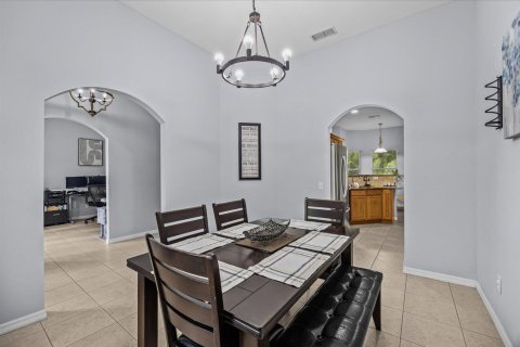 Villa ou maison à vendre à St. Lucie, Floride: 4 chambres, 192.12 m2 № 2401386 - photo 6