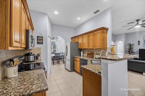 Villa ou maison à vendre à St. Lucie, Floride: 4 chambres, 192.12 m2 № 2401386 - photo 16
