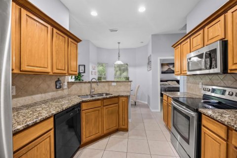 Villa ou maison à vendre à St. Lucie, Floride: 4 chambres, 192.12 m2 № 2401386 - photo 15
