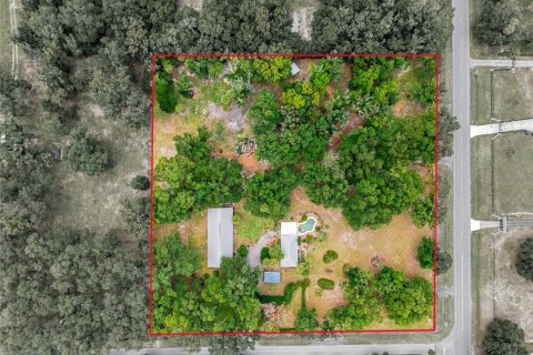 Купить виллу или дом в Уматилла, Флорида 9 комнат, 111.48м2, № 2147425 - фото 5