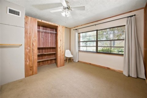Купить виллу или дом в Уматилла, Флорида 9 комнат, 111.48м2, № 2147425 - фото 13