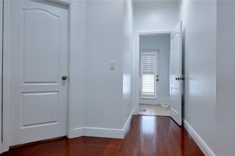 Casa en alquiler en Spring Hill, Florida, 4 dormitorios, 201.97 m2 № 1688120 - foto 9
