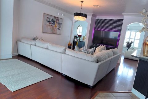 Casa en alquiler en Spring Hill, Florida, 4 dormitorios, 201.97 m2 № 1688120 - foto 6