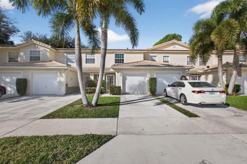Touwnhouse à vendre à Jupiter, Floride: 2 chambres, 114.55 m2 № 2249560 - photo 2