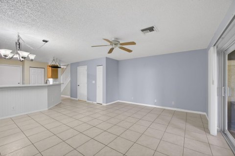 Touwnhouse à vendre à Jupiter, Floride: 2 chambres, 114.55 m2 № 2249560 - photo 7