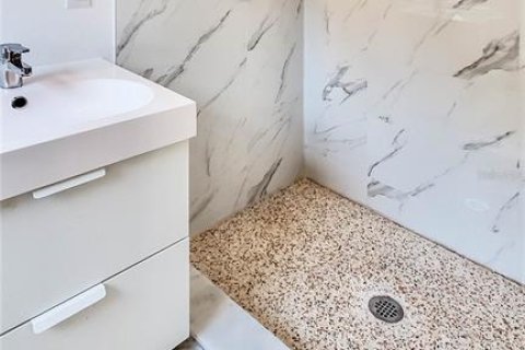 Снять в аренду квартиру в Сарасота, Флорида 5 комнат, 156.63м2, № 1869763 - фото 11
