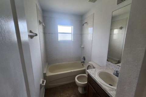 Appartement à louer à Kissimmee, Floride: 4 chambres, 157.93 m2 № 1788118 - photo 9