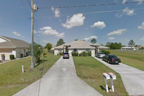 Appartement à louer à Kissimmee, Floride: 4 chambres, 157.93 m2 № 1788118 - photo 1