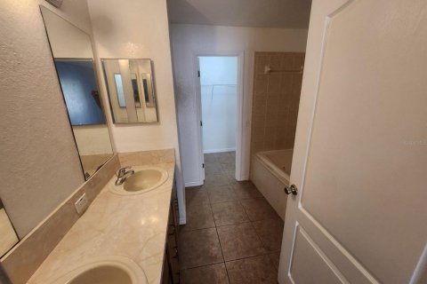Appartement à louer à Kissimmee, Floride: 4 chambres, 157.93 m2 № 1788118 - photo 10