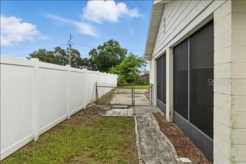 Casa en alquiler en Lakeland, Florida, 2 dormitorios, 110 m2 № 1883931 - foto 22