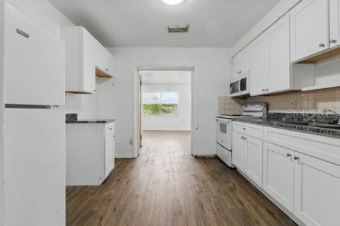 Casa en alquiler en Lakeland, Florida, 2 dormitorios, 110 m2 № 1883931 - foto 8