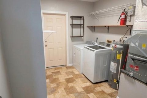 Купить виллу или дом в Сарасота, Флорида 8 комнат, 125.6м2, № 2106240 - фото 27