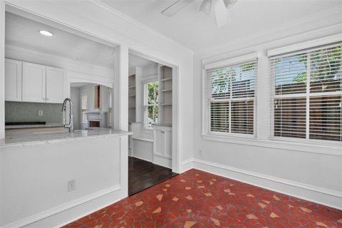 House in Gainesville, Florida 3 bedrooms, 124.49 sq.m. № 2222022 - photo 13