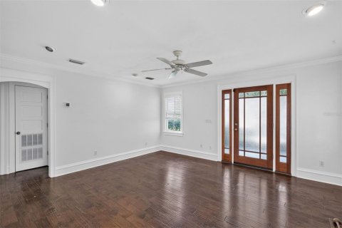 House in Gainesville, Florida 3 bedrooms, 124.49 sq.m. № 2222022 - photo 8