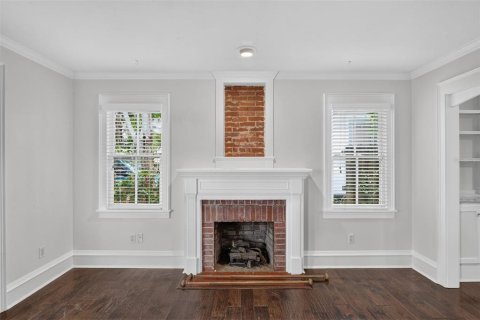 House in Gainesville, Florida 3 bedrooms, 124.49 sq.m. № 2222022 - photo 7