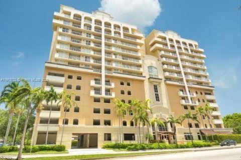 Copropriété à louer à Miami, Floride: 2 chambres, 115.29 m2 № 1968936 - photo 2