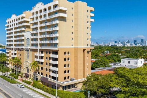 Condo à Miami, Floride, 2 chambres  № 1968936