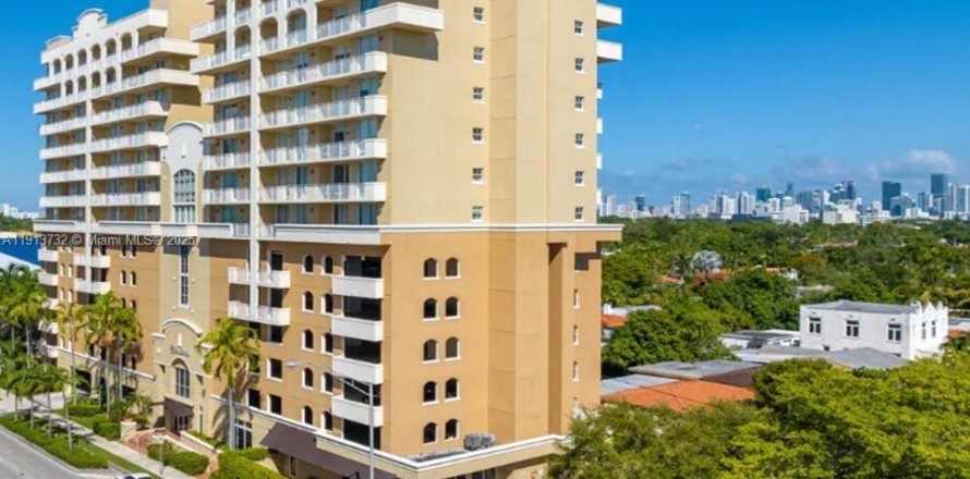 Condo à Miami, Floride, 2 chambres  № 1968936